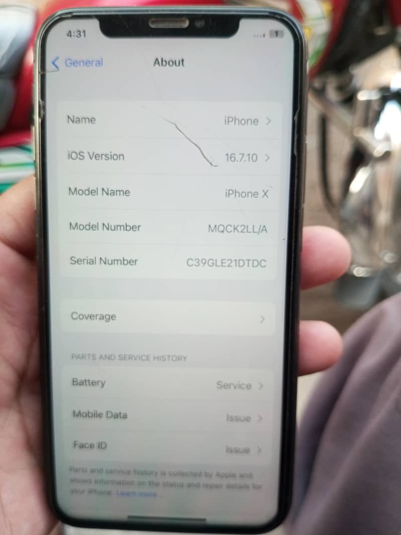 Apple iPhone X 4