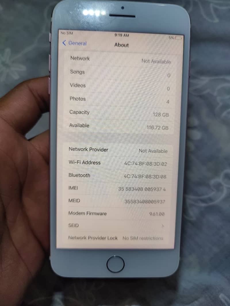 Apple iPhone 7 Plus 0