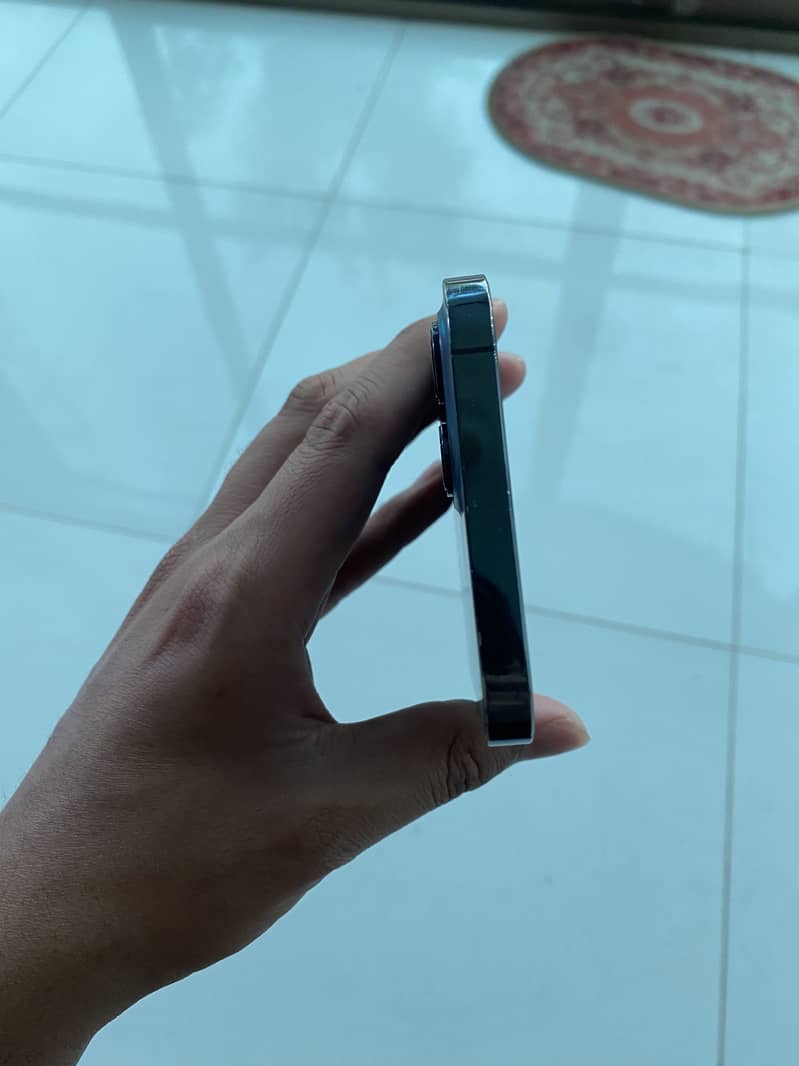Apple iPhone 12 Pro Max 11