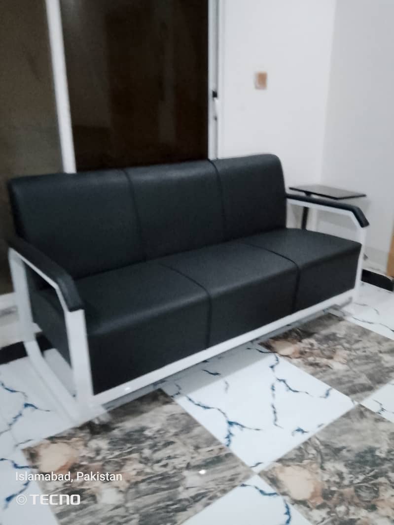 Sofa set 0