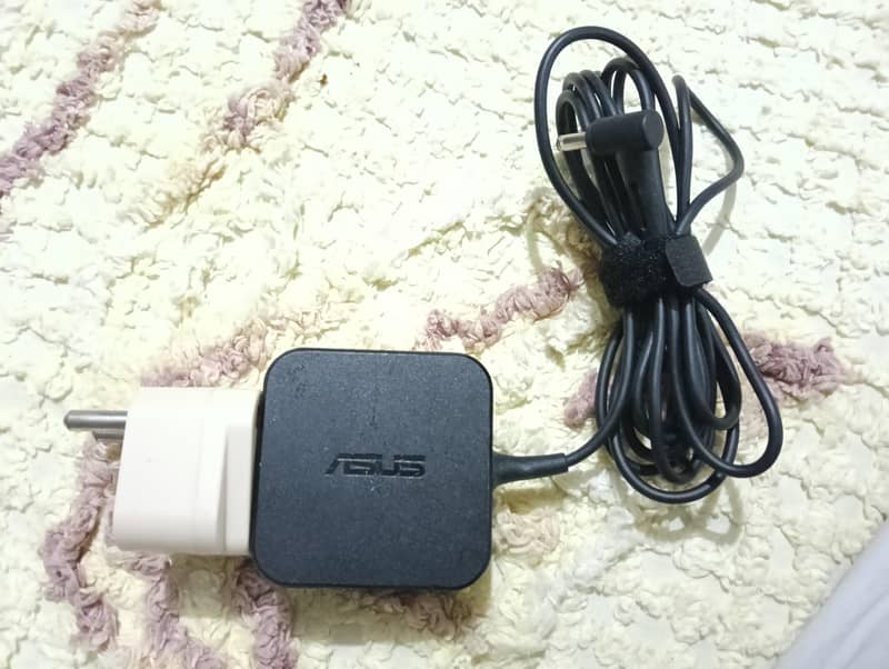 ASUS NOTEBOOK 9