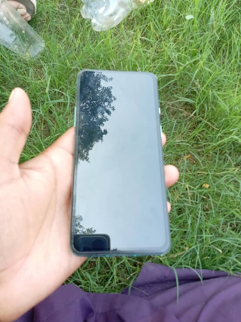 One Plus 8T 0