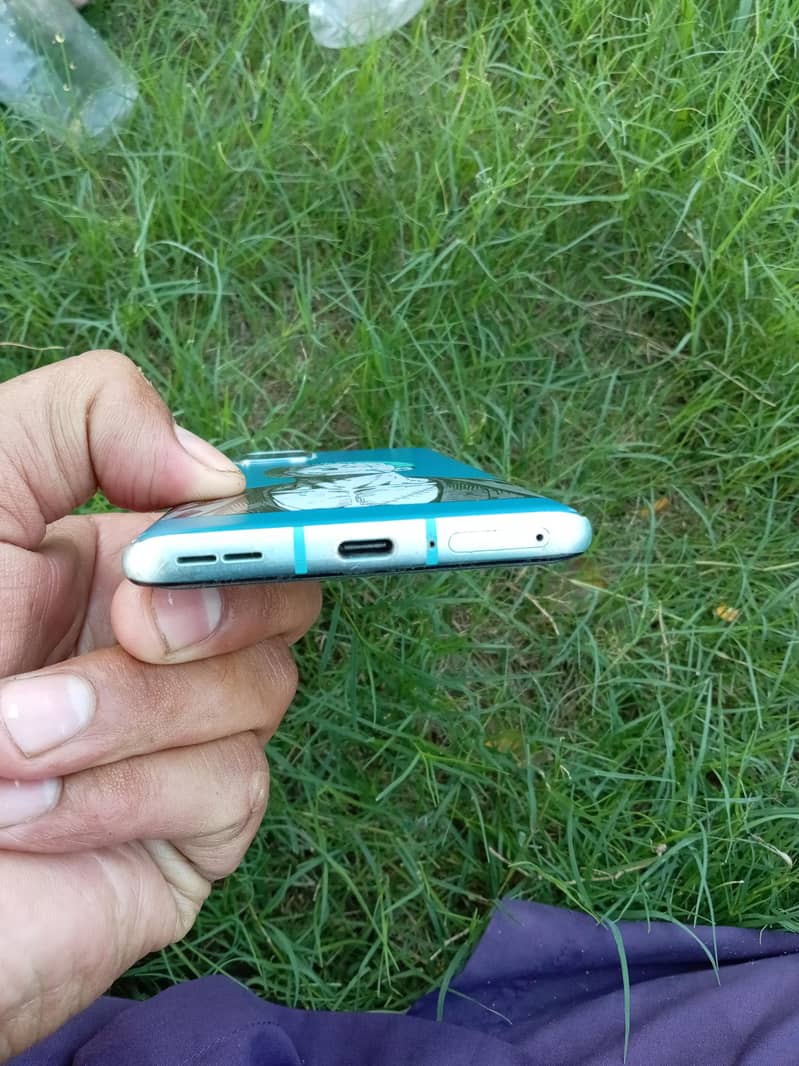 One Plus 8T 18