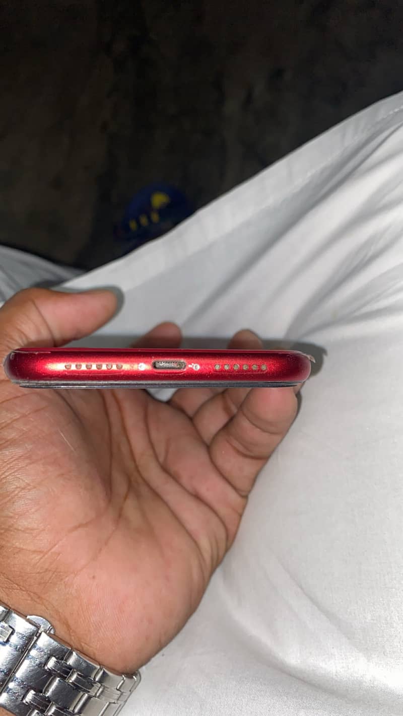 Apple iPhone 11 8