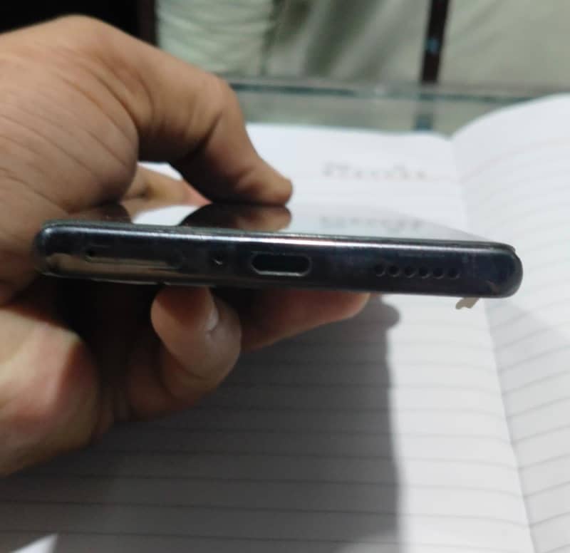 Tecno CAMON 30S 3