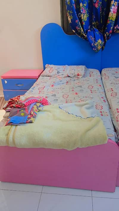 BEDROOM SET 