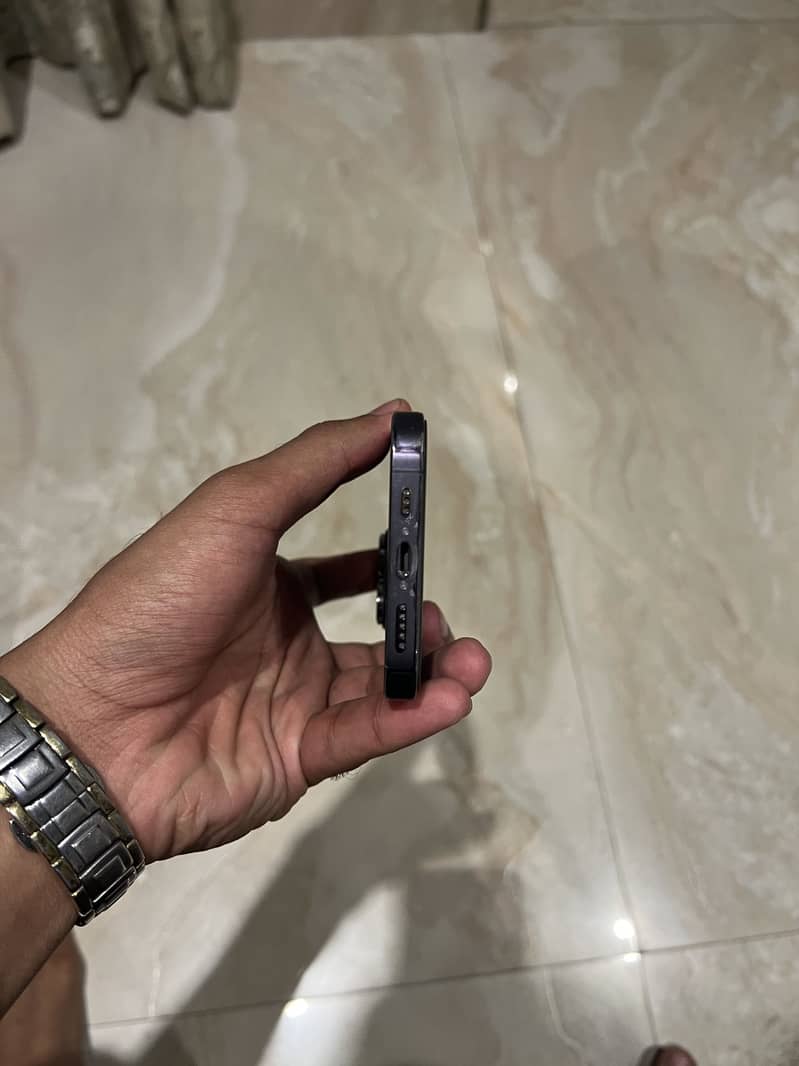 Apple iPhone 14 Pro 3