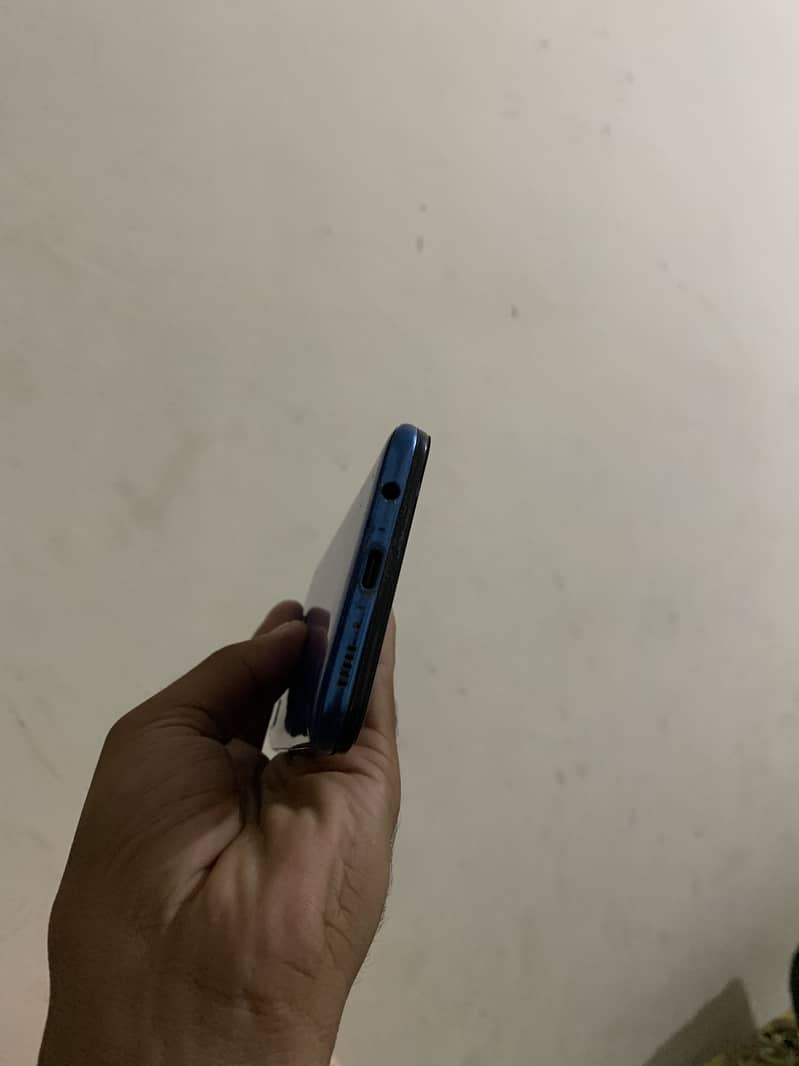 Samsung Mobile A50 3