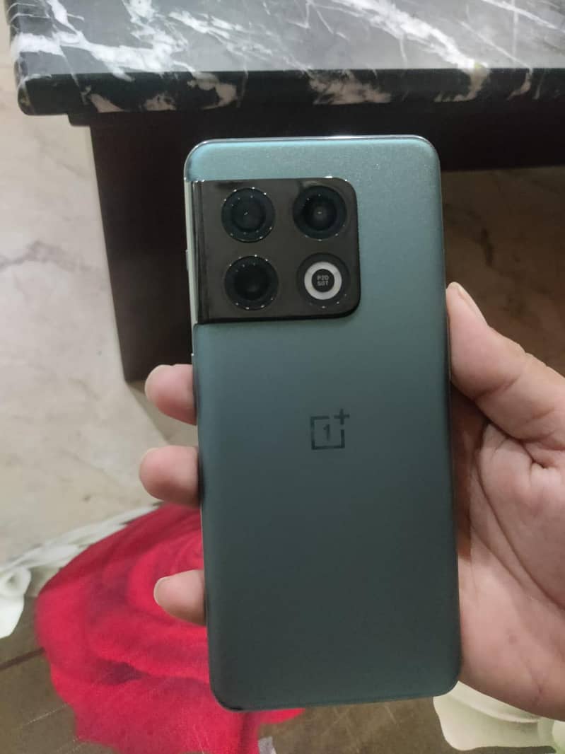 One Plus 10 Pro 0