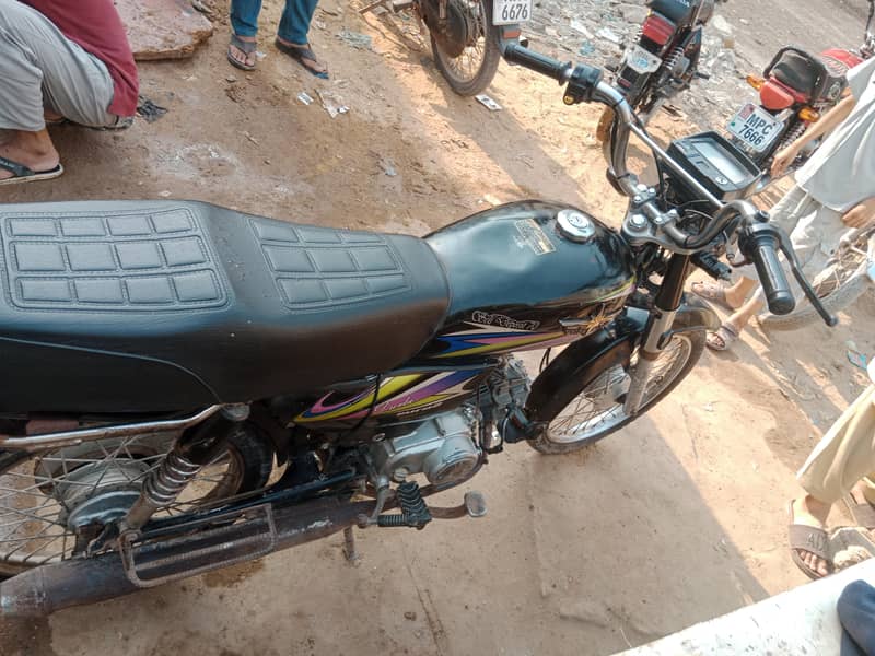 CD 70cc 2019 model 1