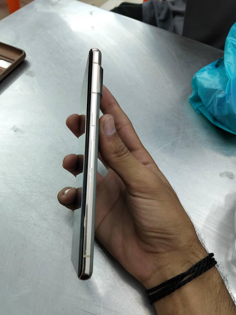 Google Pixel 7 Pro 2