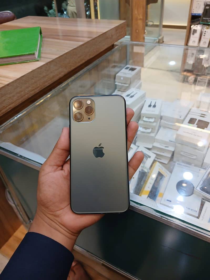 Apple iPhone 11 Pro 0