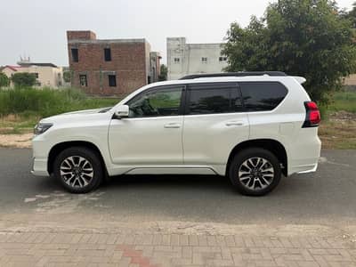 Toyota Prado 2022