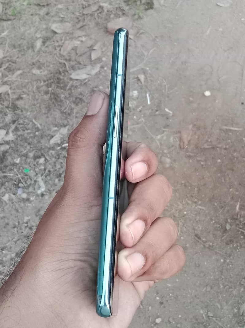 One Plus 10 Pro 3