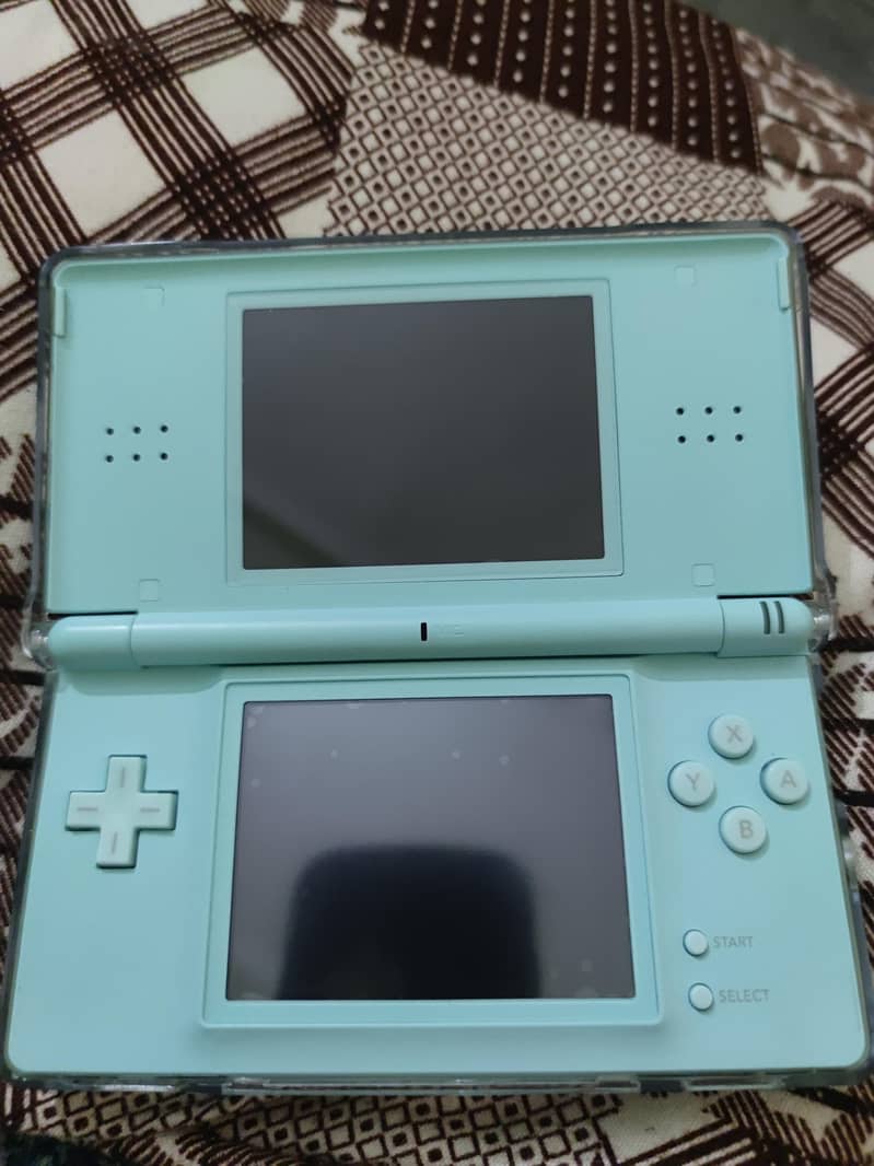 Nintendo 3ds lite 1