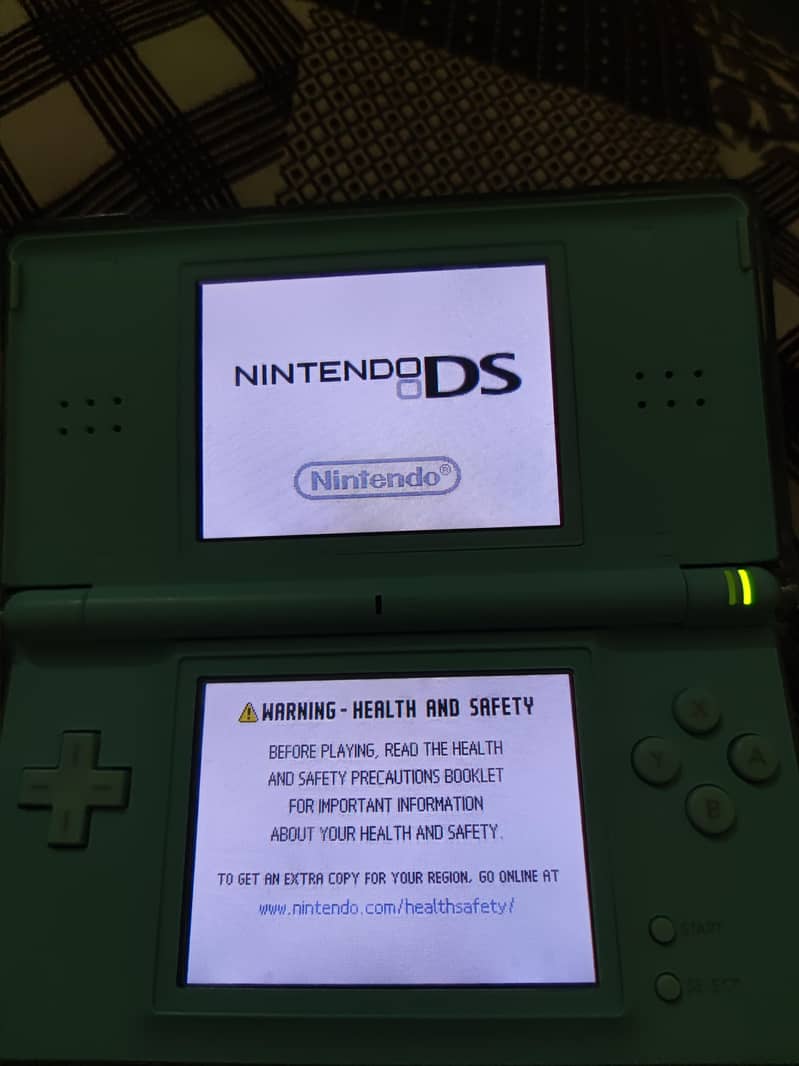 Nintendo 3ds lite 3