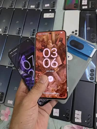 Google Pixel 8 official genuine 10 by 9.
