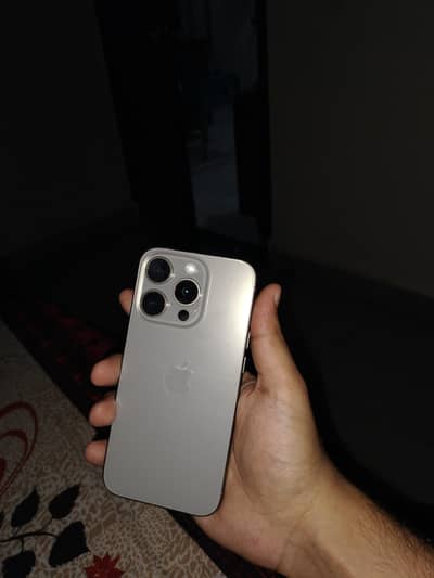 Apple iPhone 15 Pro