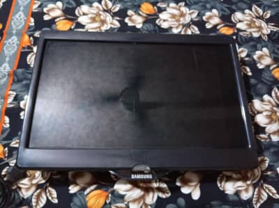 lcd for sale good condition