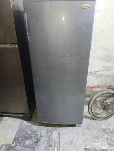 waves Fridge For sell one door