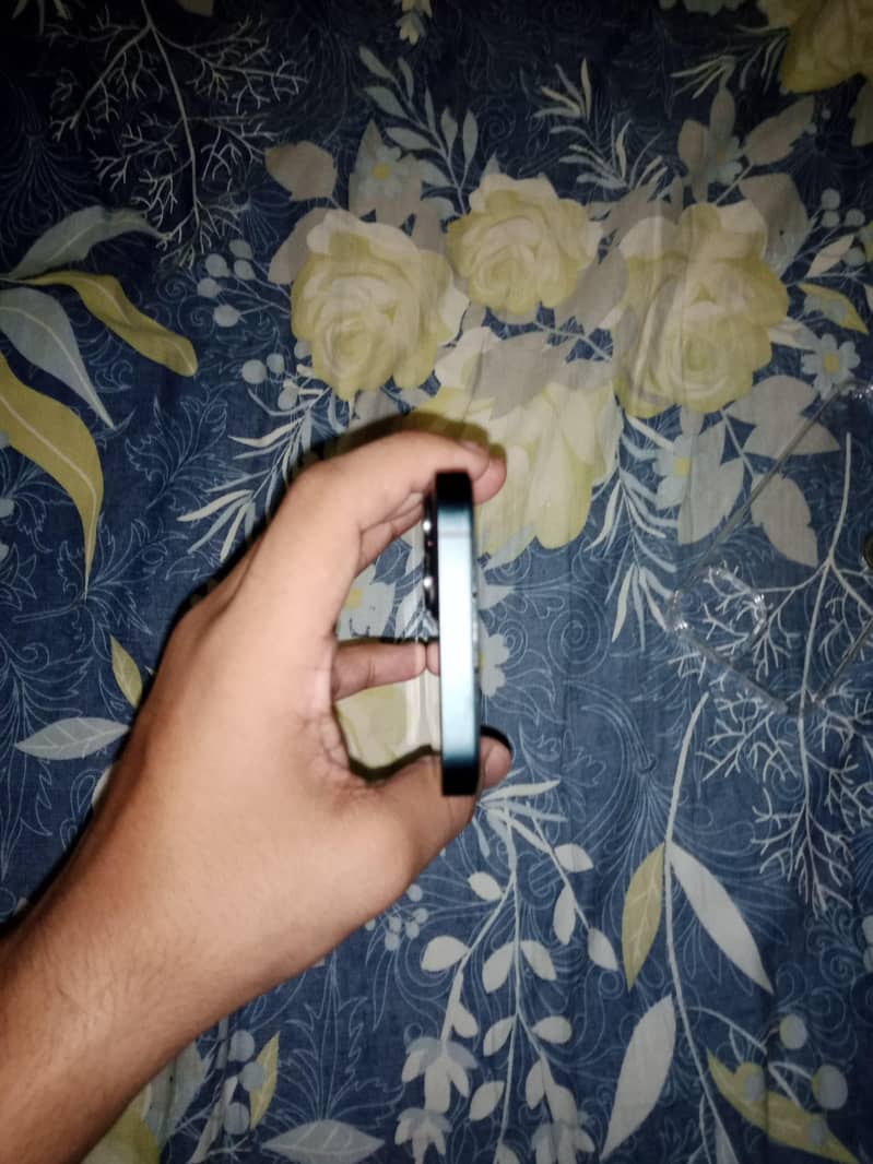 Apple iPhone 13 jv 2