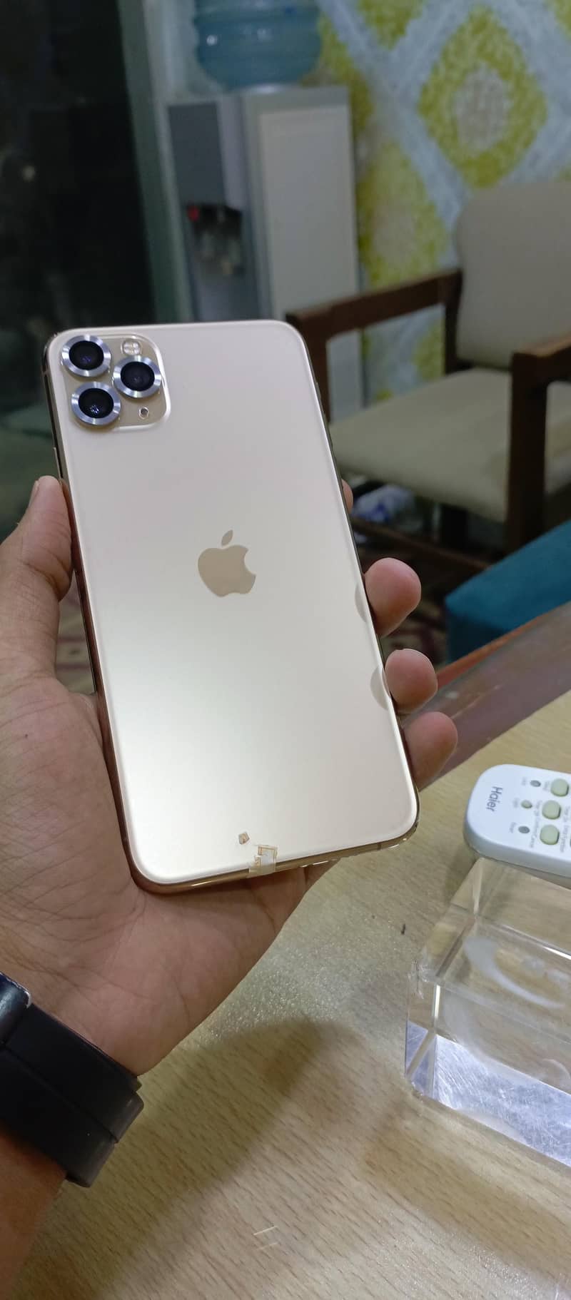 iPhone 11 pro max 5
