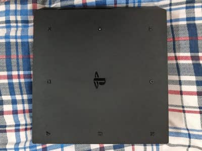 PS4 Pro Uk model with lots of games + 2 original controllers