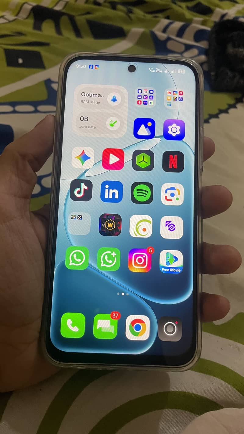 OPPO A6k 3