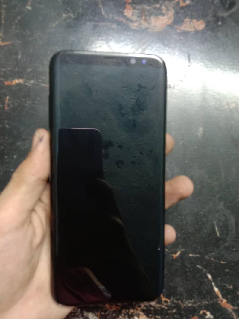 Samsung Mobile S8 Plus 5