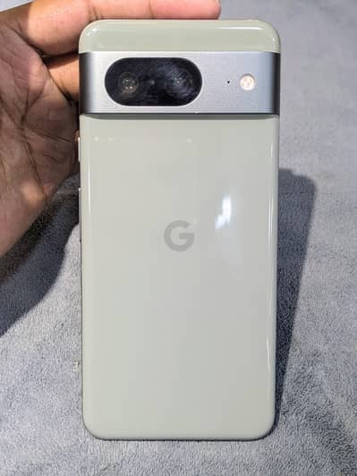 Google Pixel 8 official genuine 10 by 9.