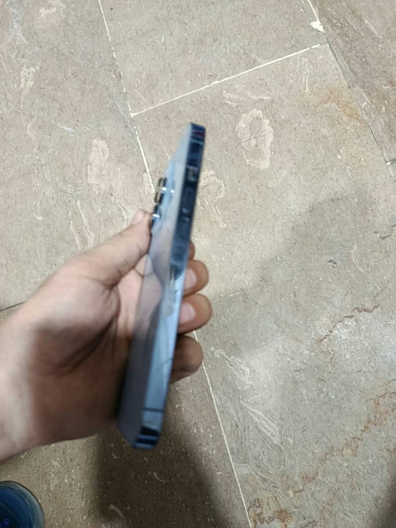 Apple iPhone 13 Pro 6
