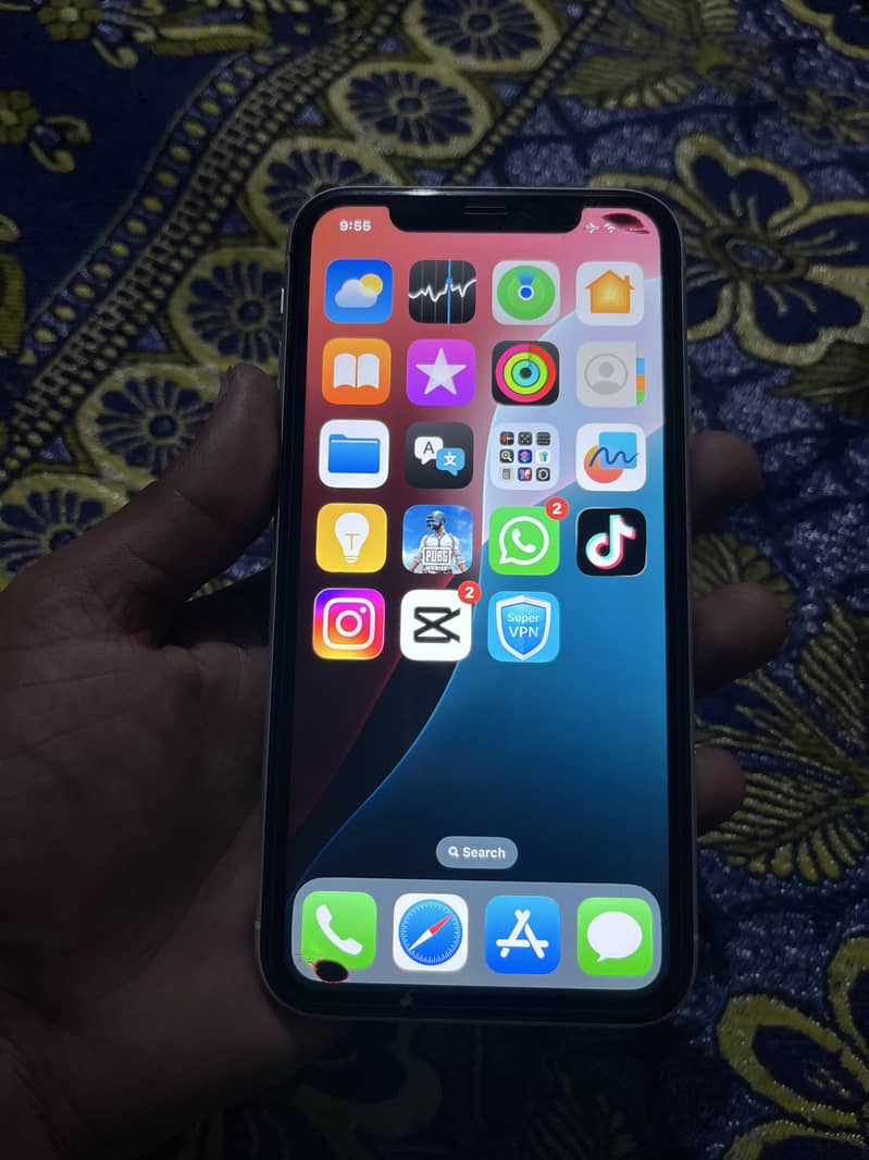 Apple iPhone XR 1