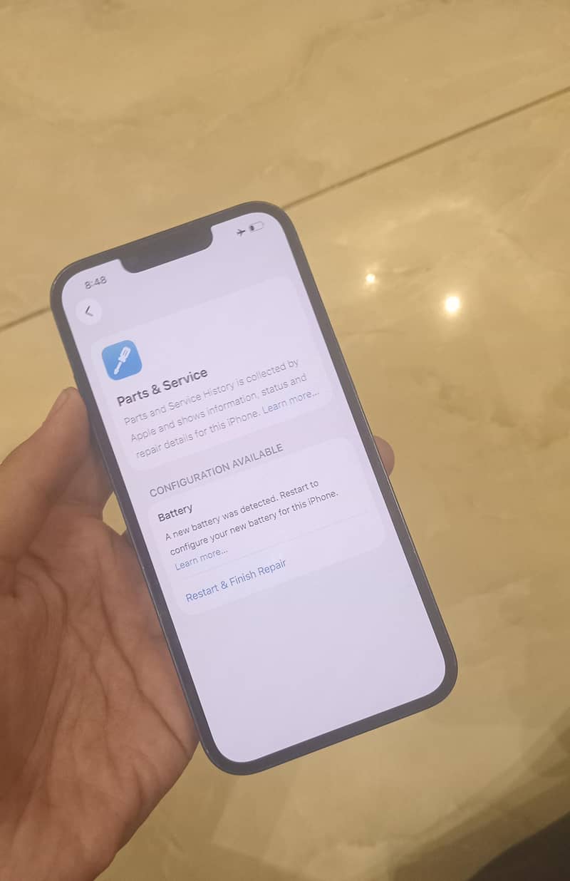 Apple iPhone 13 4