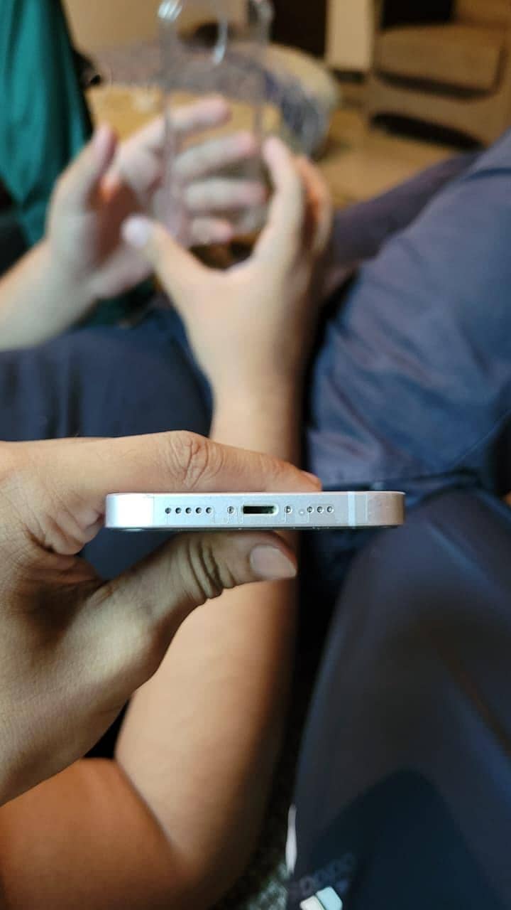 Apple iPhone 14 4