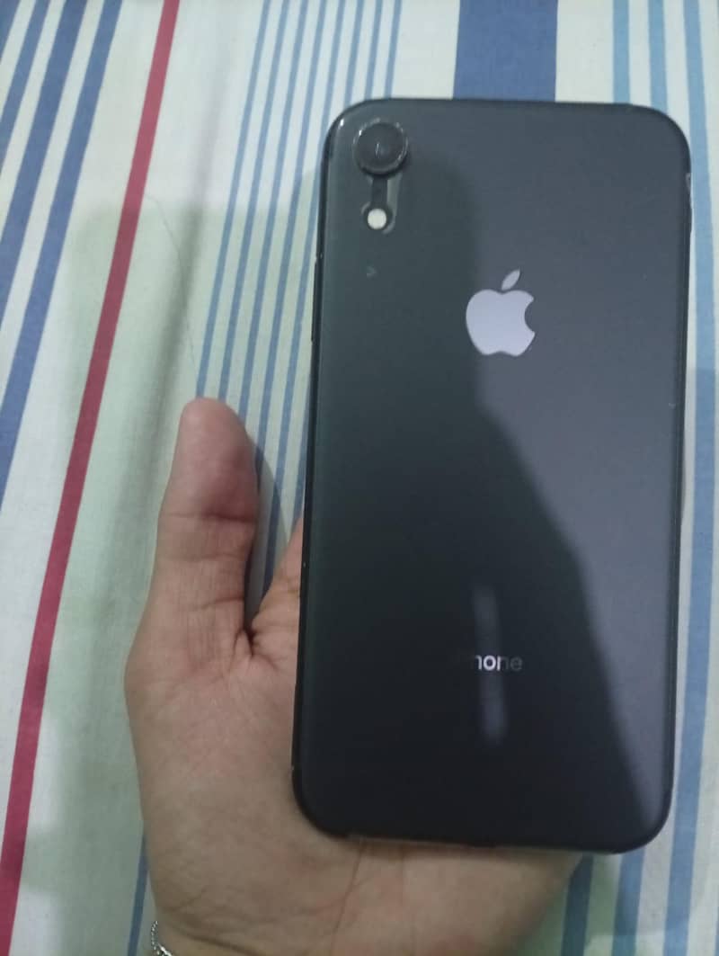 Apple iPhone XR 0