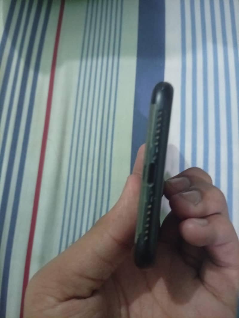 Apple iPhone XR 2