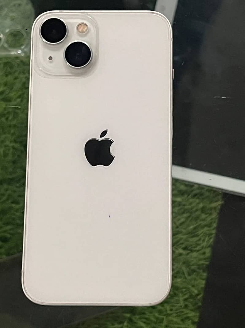 Apple iPhone 13 6