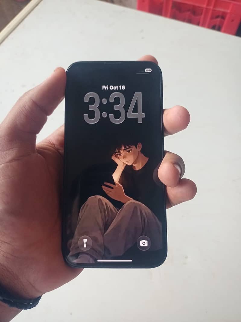 Apple iPhone 13 3