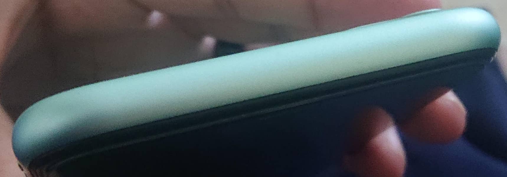 Apple iPhone 11 3