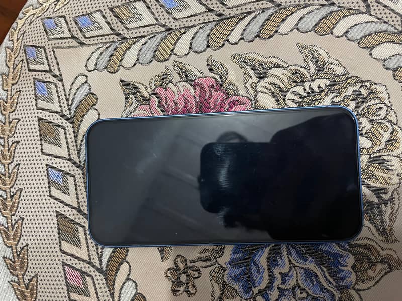 Apple iPhone 13 6