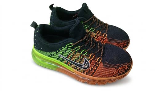 Nike Flyknit Available