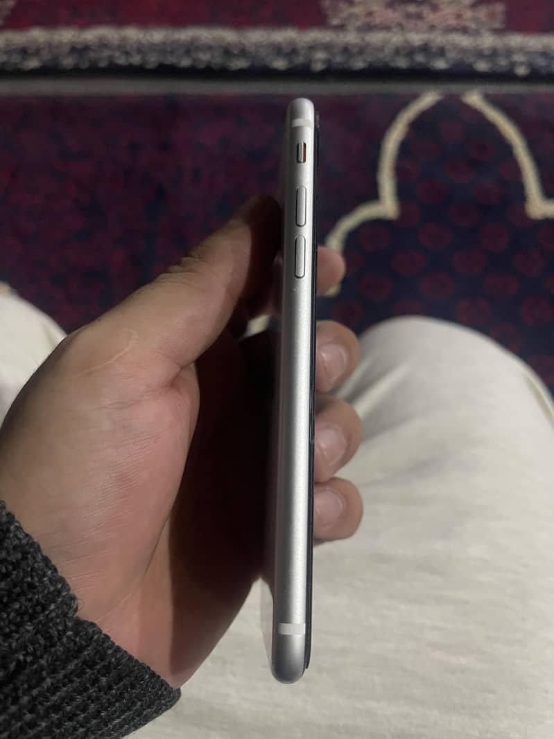 Apple iPhone SE 2