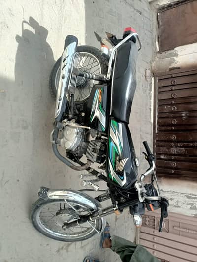 good bike ha good condition ha jis bahi ny lani ha rabta kray