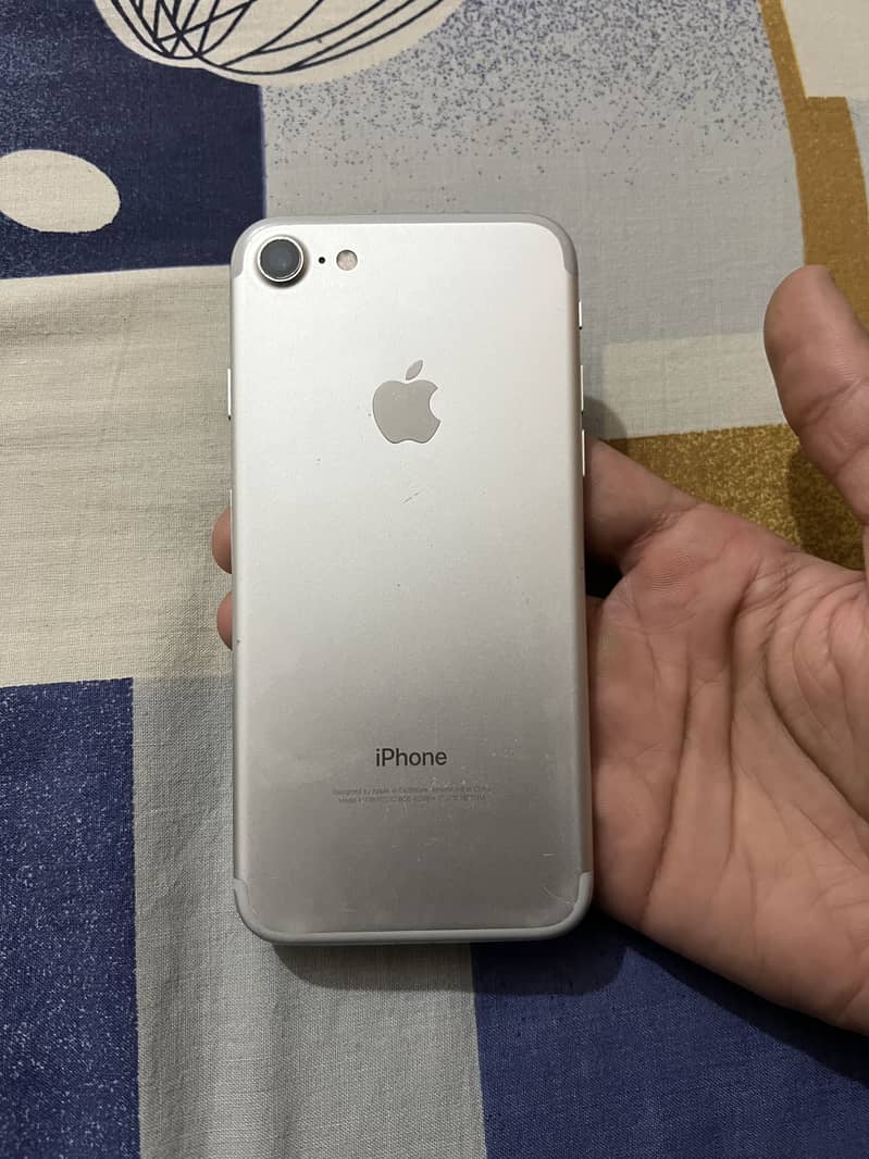 Apple iPhone 7 PTA 128GB 4