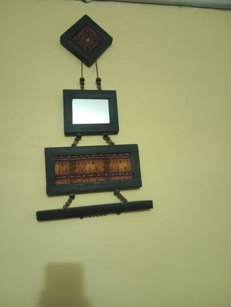 hanging items 0