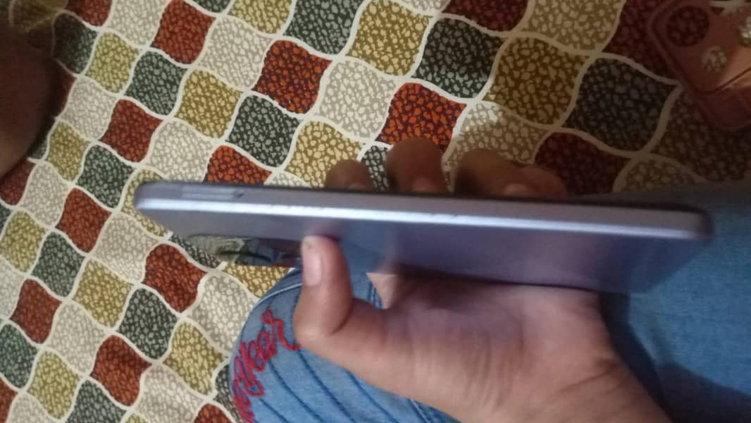 Tecno Spark Go 1