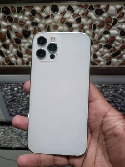 Apple iPhone 12 Pro