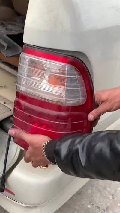 Toyota cygnus orignal lights available