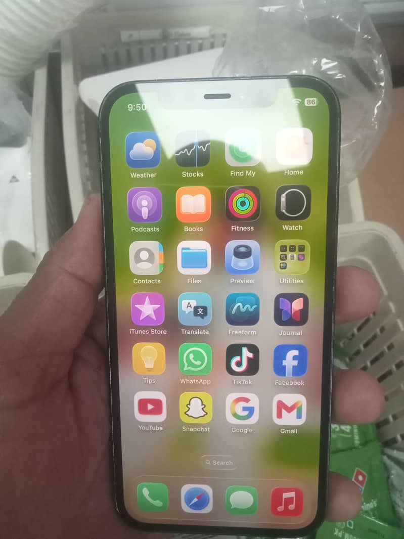 Apple iPhone 12 0