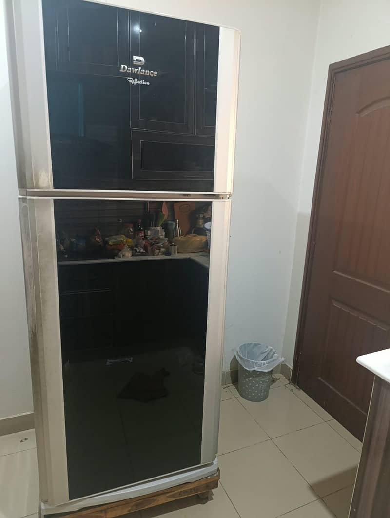 Large Size Dawlance Refrigerator 2